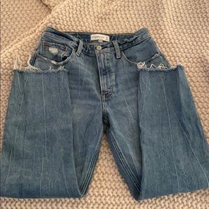 Abercrombie & Fitch Curve Love Mom Jean